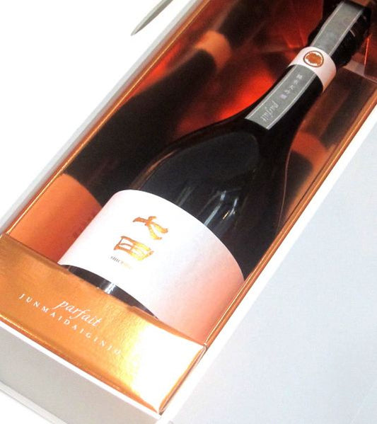 七田 純米大吟醸「Parfait（パルフェ）」（専用化粧箱入り） 720ml（1本）